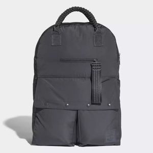 WOMEN'S ORIGINALS

BACKPACK
